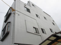 外壁塗装工事の施工後の写真