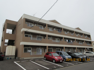 外壁塗装工事の施工前の写真