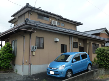 外壁塗装工事の施工前の写真