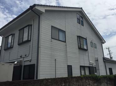 外壁塗装工事の施工前の写真