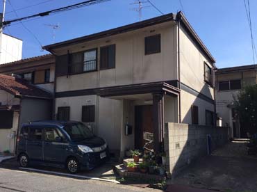外壁塗装工事の施工前の写真